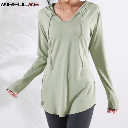 Hooded Yoga Apparel for Enhanced Comfort and Style